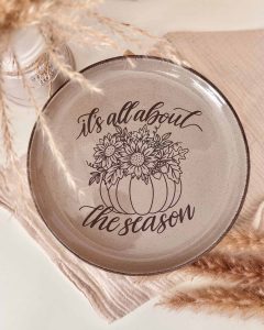 Laserdatei / Gravur SVG – „Kürbis mit Blumen - It's all about the season"